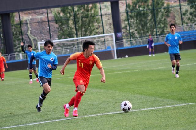 500彩票网-U22国青搭建中超级锋线两新人冒尖 主帅：进步很大